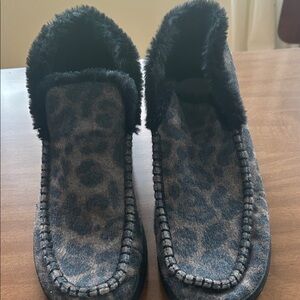 Hey Dude Black Leopard Ankle Booties